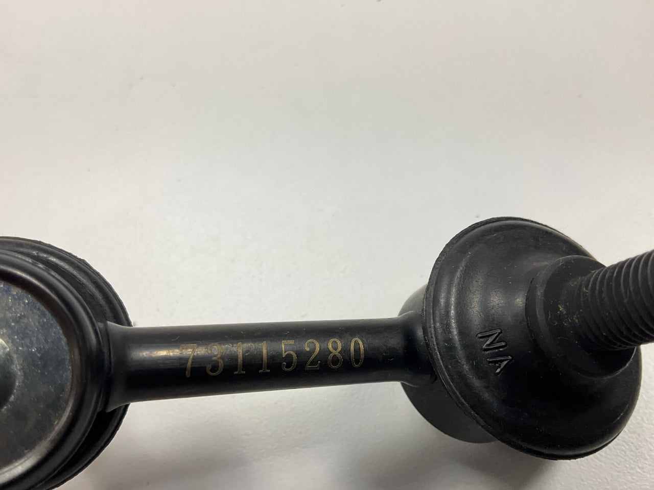 NEW UNBOXED 265-1590 Front Right Suspension Stabilizer Sway Bar Link Kit