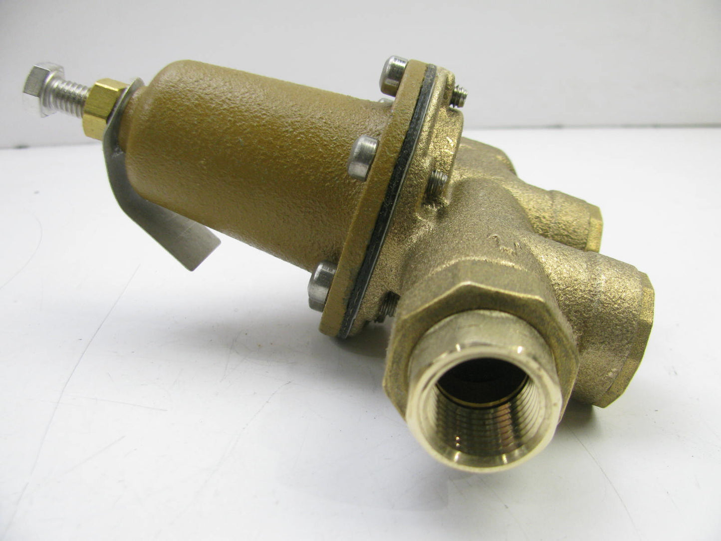 NEW - UNBOXED WATTS 26X116 Adjustable Water Pressure Regulator Valve, 75-125 PSI Type 2