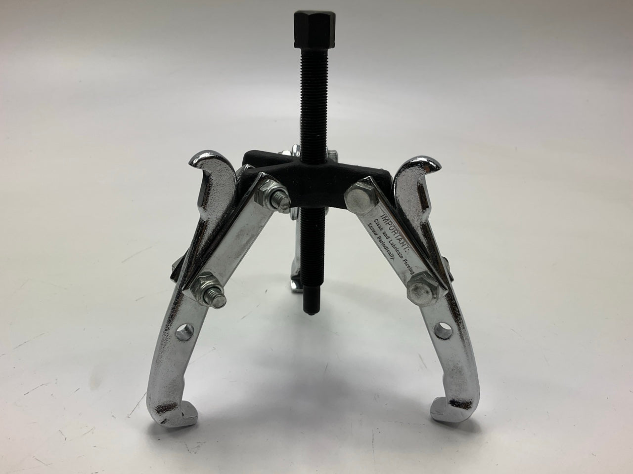 NEW UNBOXED OEM Tools 27011 2-Ton Gear Pulley Puller, 2/3 Jaw, 3-1/4'' Spread