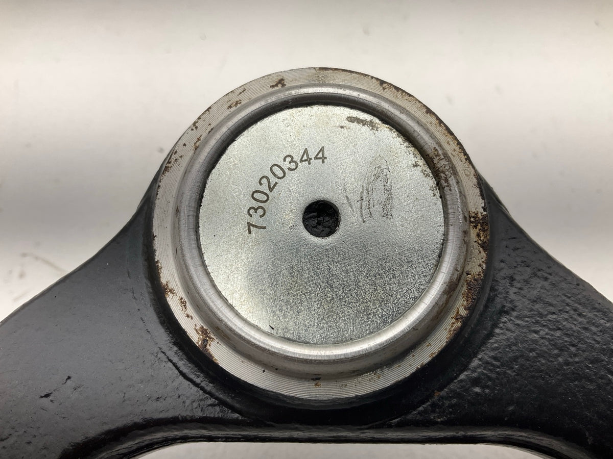 270365460 Front Right Upper Suspension Control Arm