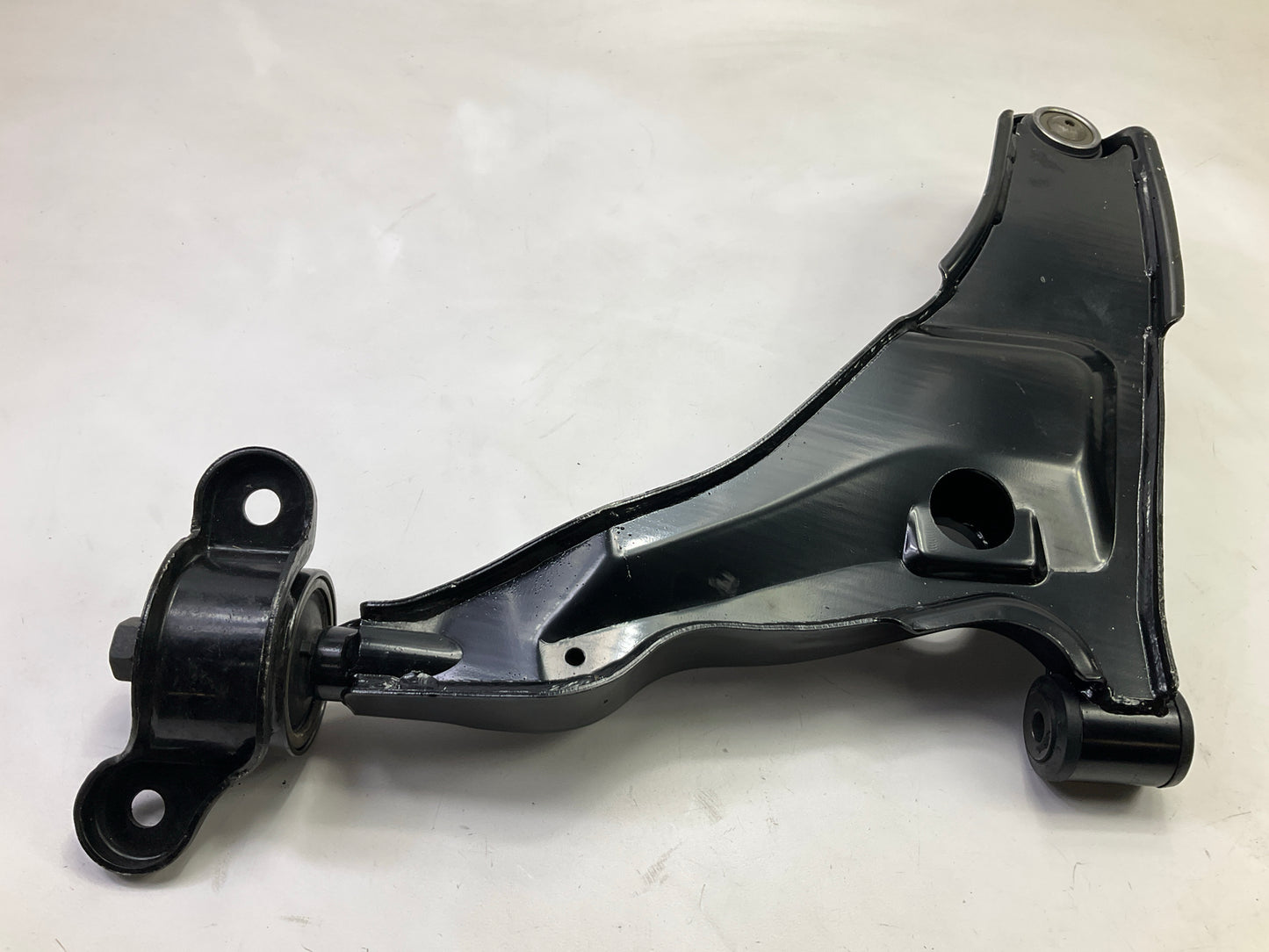 NEW AFTERMARKET 270377864 Front Right Lower Control Arm