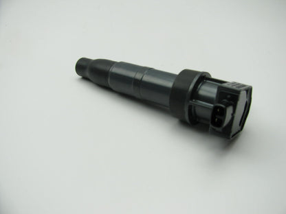 NEW - OUT OF BOX - OEM Ignition Coil # 27301-3C100
