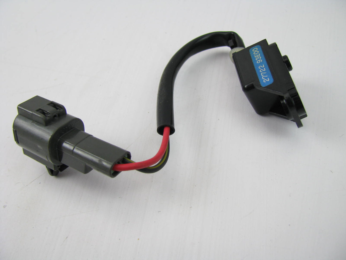 NEW OUT OF BOX 27722-93E00 Ambient Air Temperature Sensor For 88-93 Maxima 3.0L
