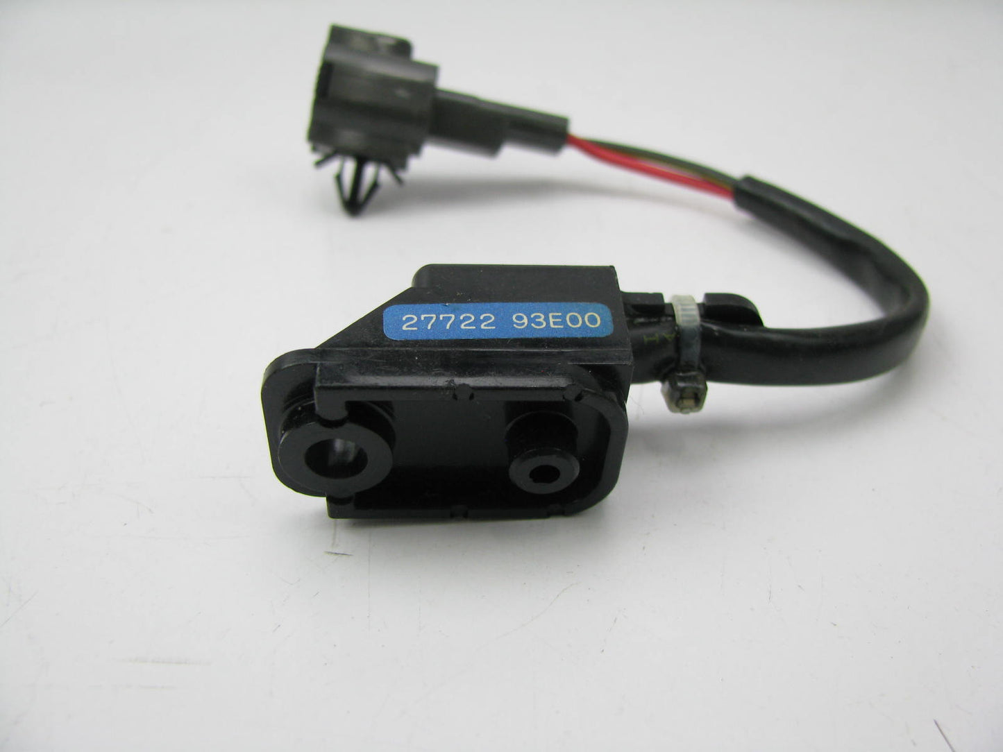 NEW OUT OF BOX 27722-93E00 Ambient Air Temperature Sensor For 88-93 Maxima 3.0L