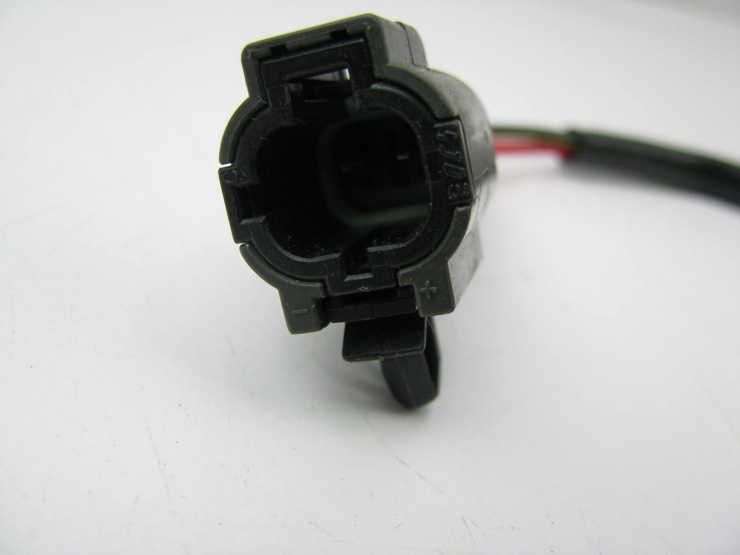 NEW OUT OF BOX 27722-93E00 Ambient Air Temperature Sensor For 88-93 Maxima 3.0L