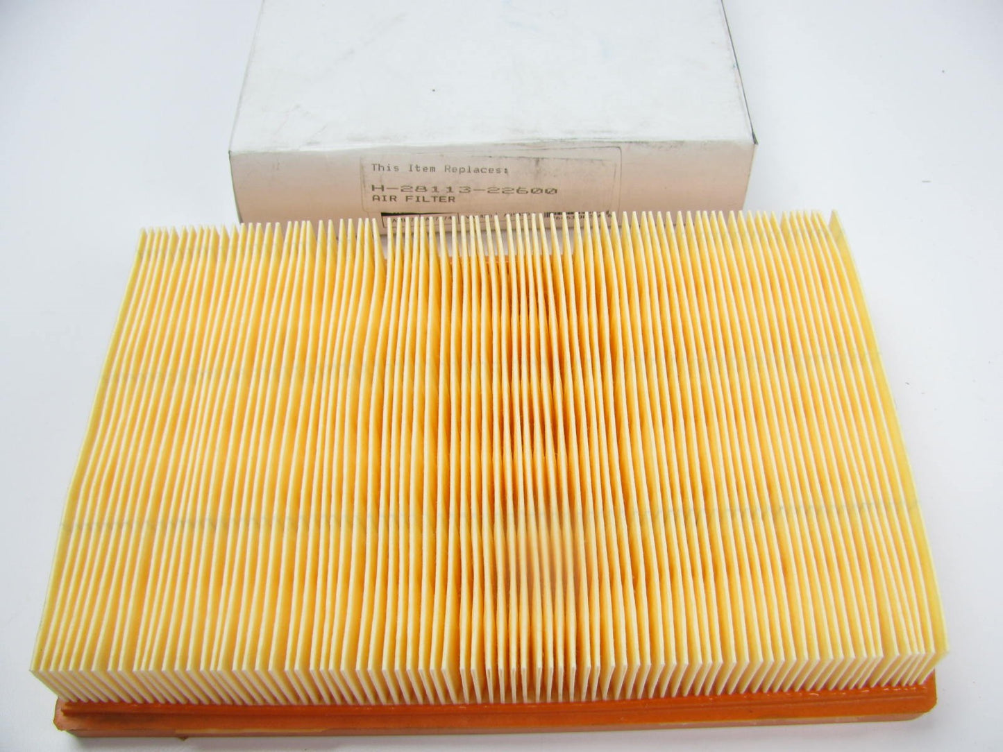 NEW - OUT OF BOX 2811322600 Engine Air Filter For 2000-2005 Hyundai Accent