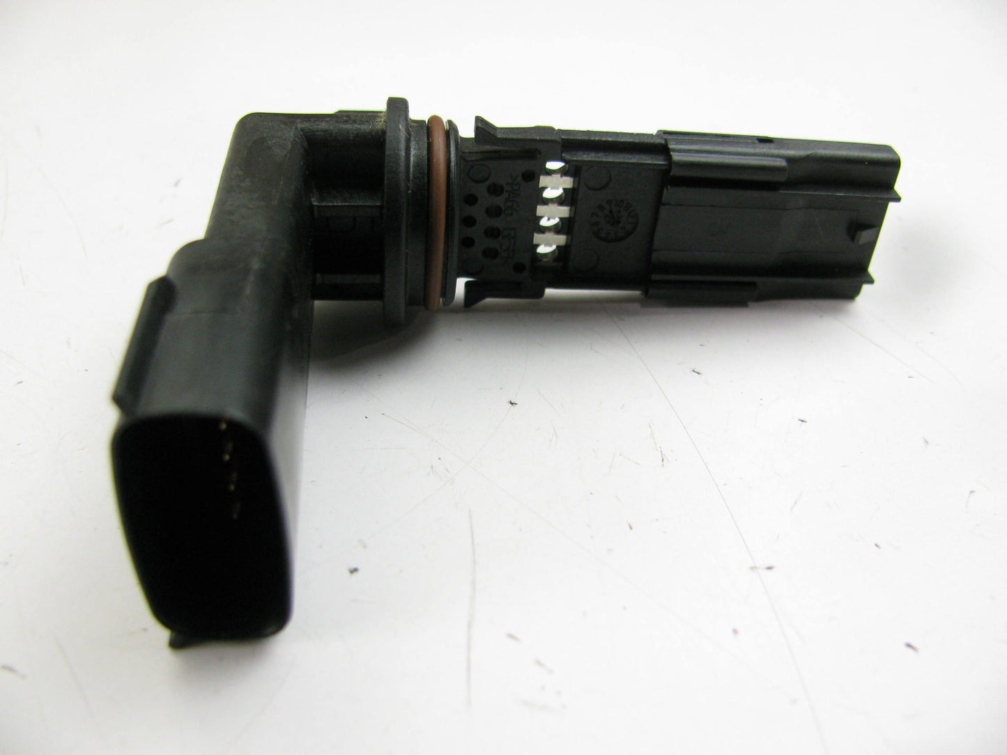 NEW UNBOXED OEM GM 28242487 Valley Cover Camshaft Sensor 14-20 LS 5.3 6.2 V8