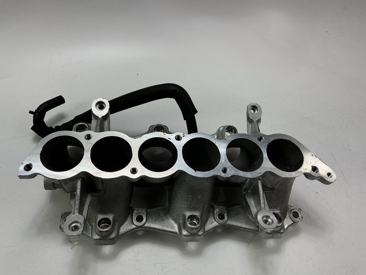 New Unboxed OEM Air Intake Manifold For 2003-06 Kia Sorento 2831039800