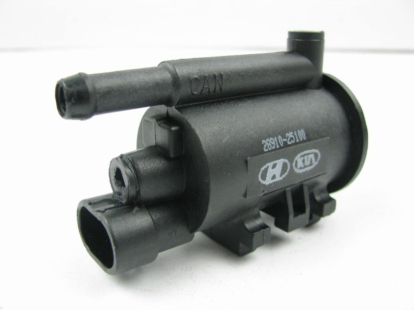 NEW - OUT OF BOX - OEM For Hyundai 28910-25100 Vapor Purge Control Valve