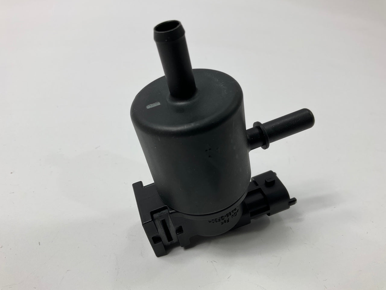 NEW UNBOXED Vapor Canister Purge Valve OEM For Hyundai 28910-2M420