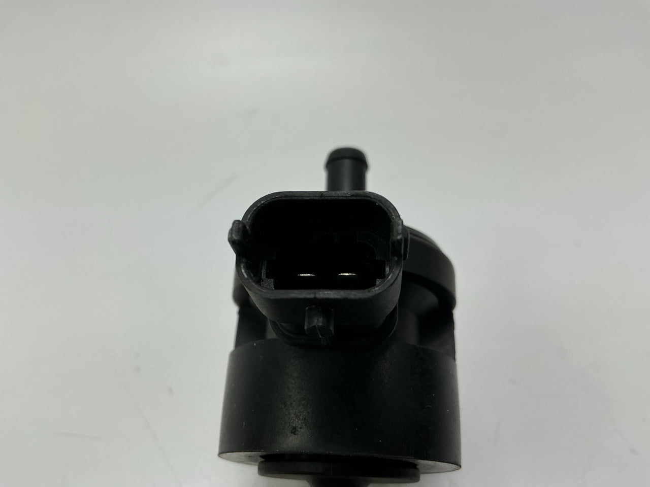 NEW - Out Of Box 28910-3E100 Vapor Canister Purge Valve