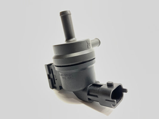 NEW UNBOXED Vapor Canister Purge Solenoid Valve OEM For Hyundai 289102E000