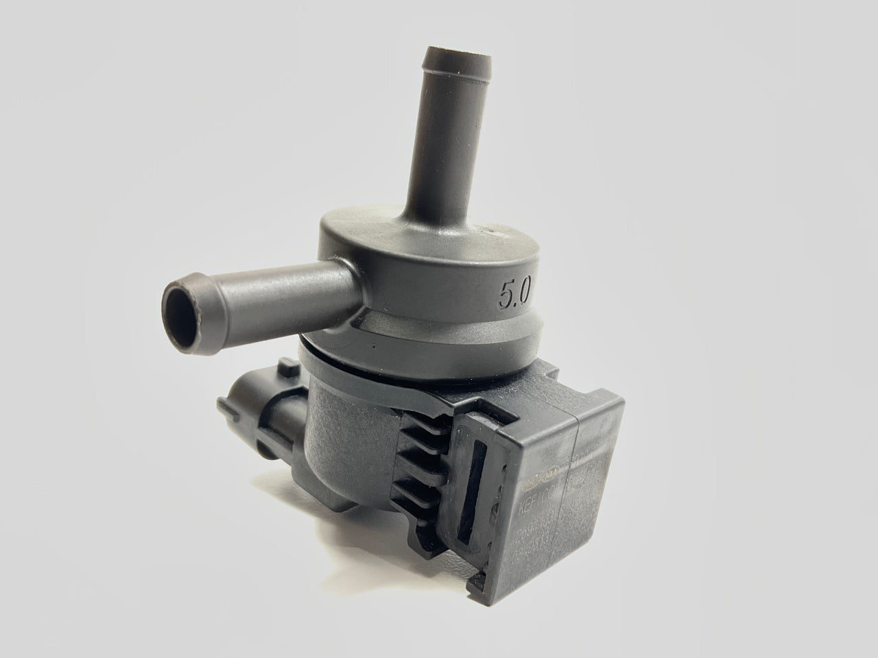 NEW UNBOXED Vapor Canister Purge Solenoid Valve OEM For Hyundai 289102E000