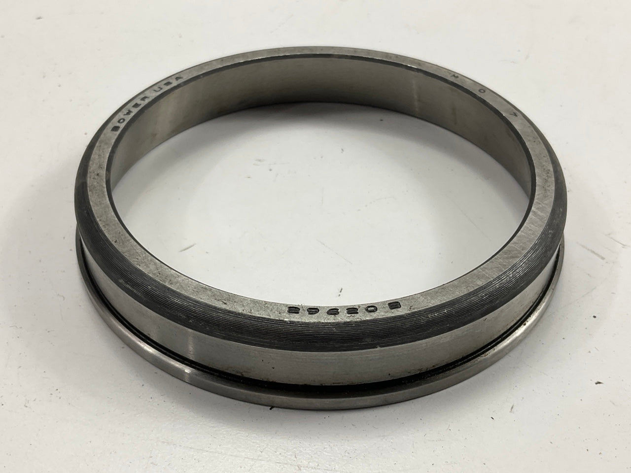 NEW UNBOXED Bower USA 29620B Tapered Roller Bearing Flanged Cup