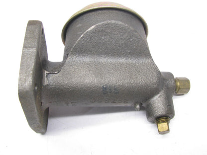 NEW - OUT OF BOX 29785C Manual Brake Master Cylinder - 36200 MC36200 194RO