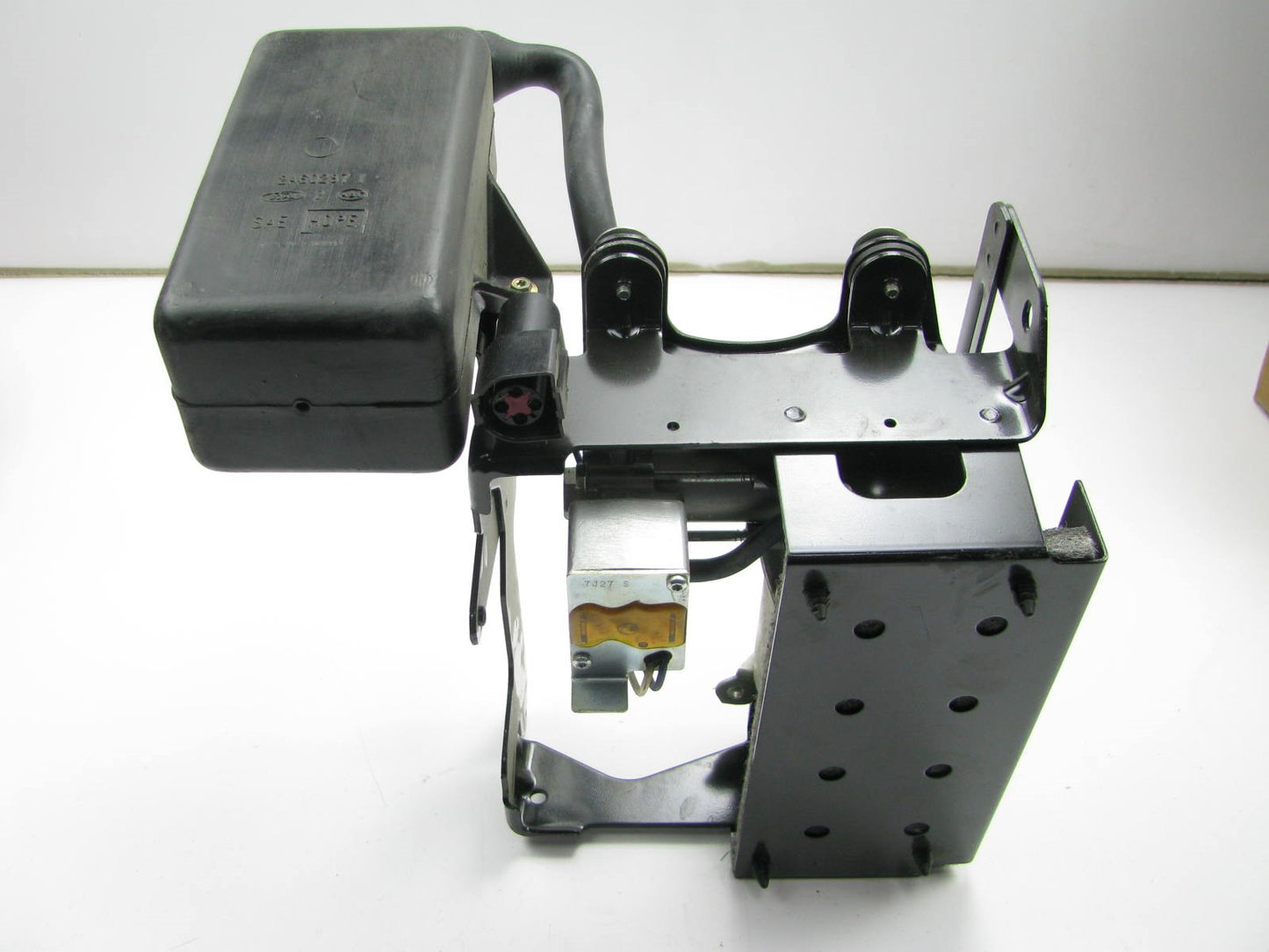 NEW - OUT OF BOX F7L5319AA Active Air Ride Suspension Compressor 97-98 Mark VIII