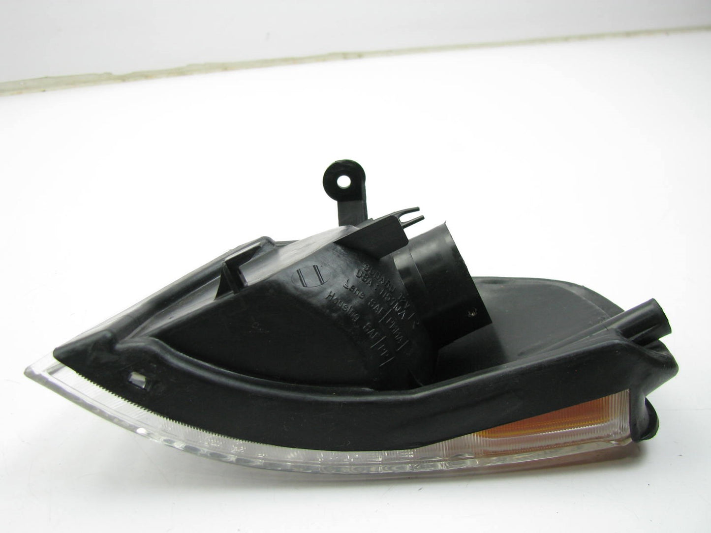 NEW - OUT OF BOX - OEM Right Corner Marker Light Lamp For 1998-99 Subaru Legacy