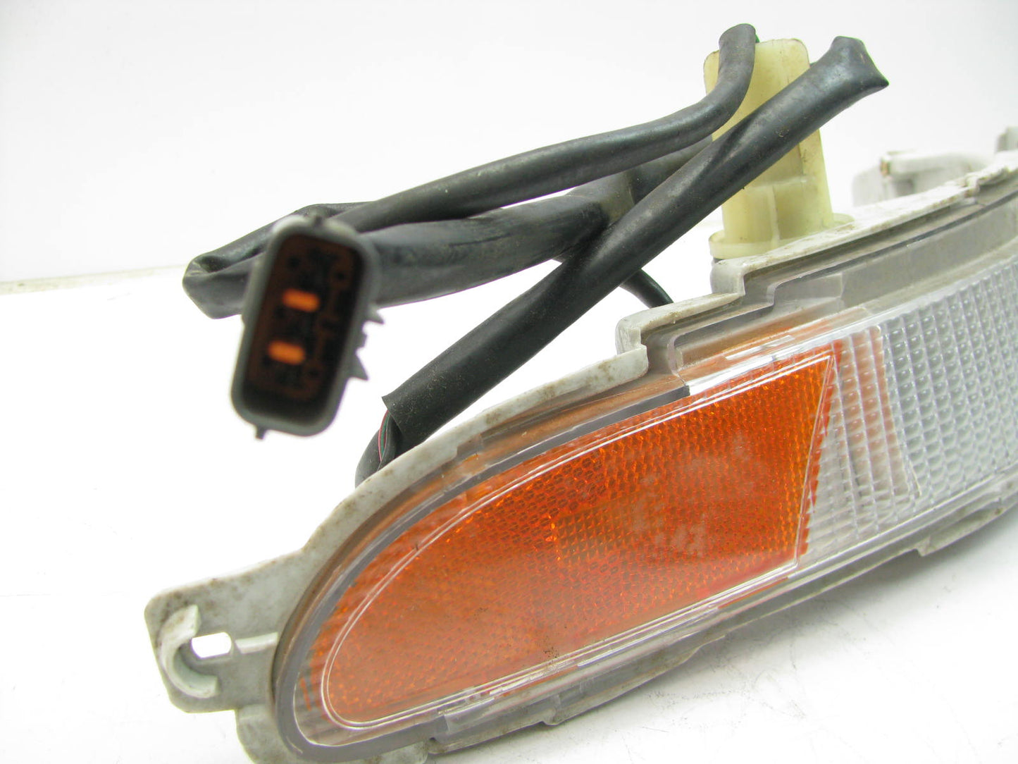 NEW OUT OF BOX - 2BE937642 FRONT LEFT Side Marker Light 93-97 Ford Probe GT