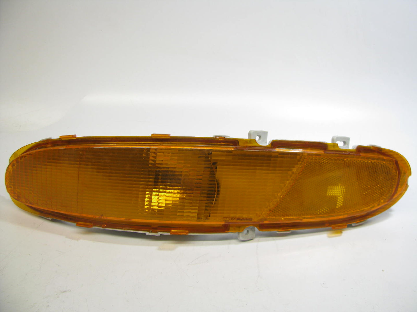 NEW - OUT OF BOX 2BE937643 Front Left Turn Signal Light For 1993-1997 Ford Probe