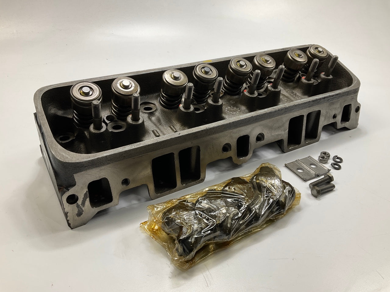 Reman 2CA2 Engine Cylinder Head - 1987-1996 Chevy 350 5.7L V8