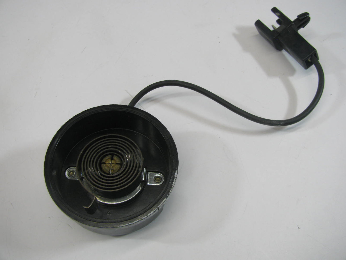 NEW - OUT OF BOX 2KT4-12V Carburetor Choke Thermostat