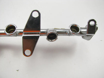 USED GENUINE OEM Fuel Rail # 2R8E-9F792-BA For XJ,  XJ6
