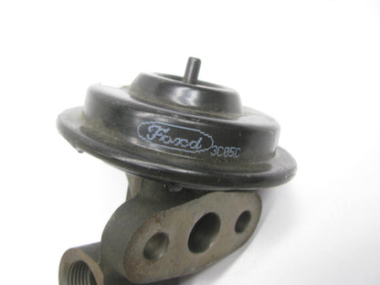 NEW OUT OF BOX - OEM Ford 2U2J-9D475-BA EGR Valve