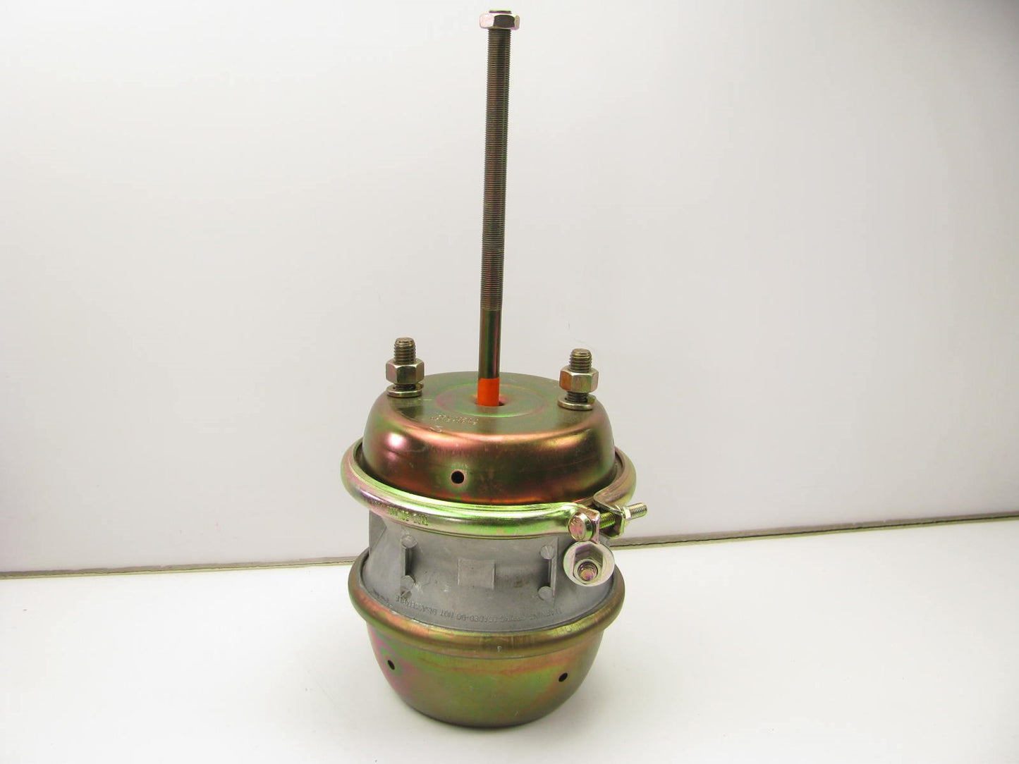 NEW - OUT OF BOX - 3030 Air Brake Chamber Type 30/30