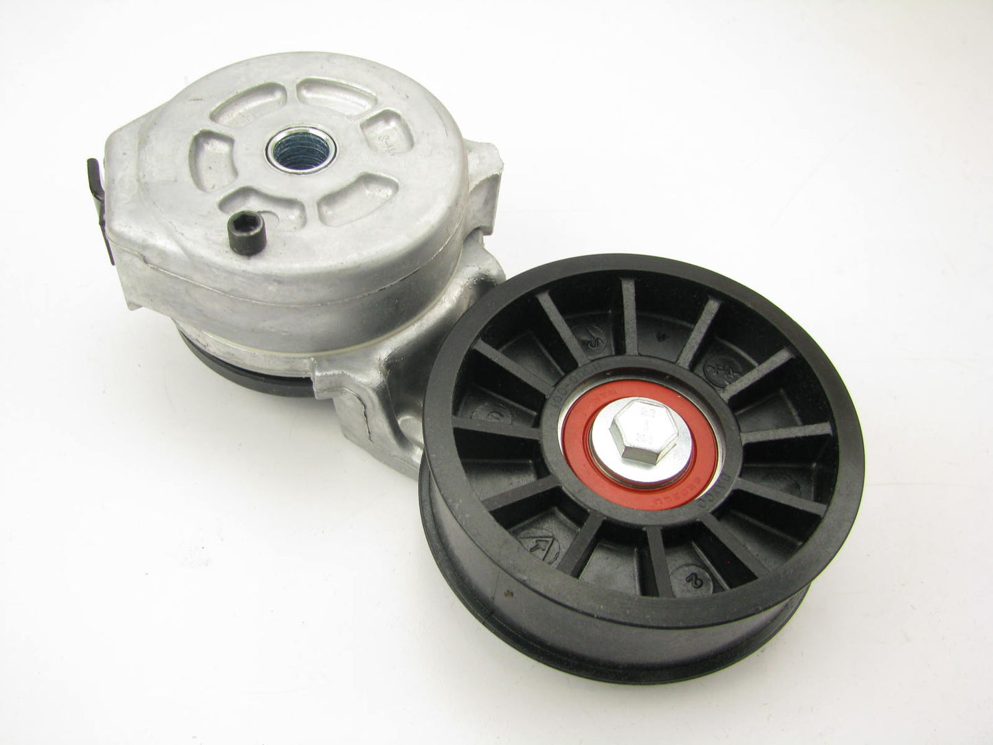 NEW - Out Of Box 305204D Engine Belt Tensioner Assembly - 89204 305204 38144
