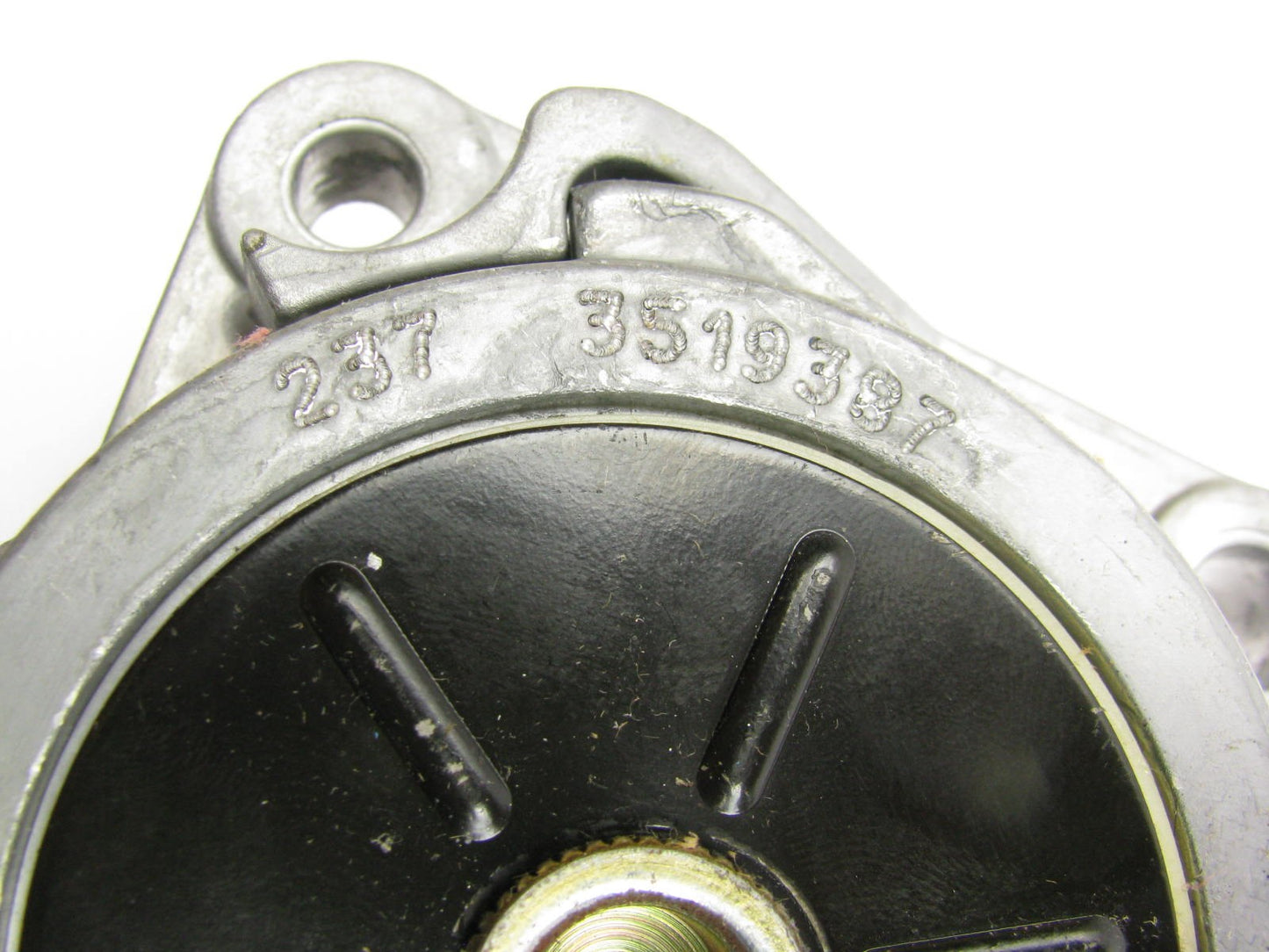 NEW - OUT OF BOX - 305237 Drive Belt Tensioner Assembly - With A/C