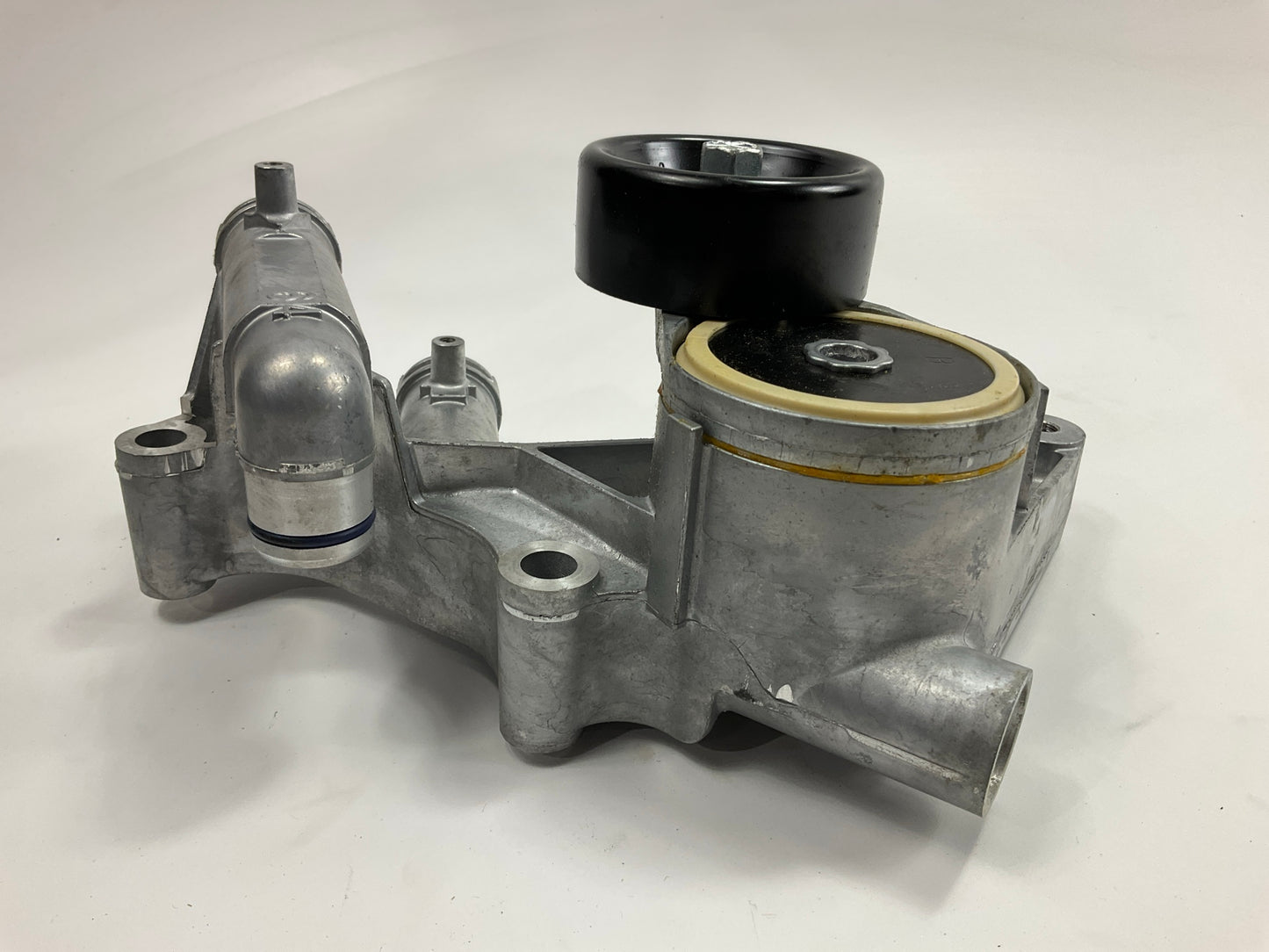 NEW - OUT OF BOX 305288 Belt Tensioner Assembly