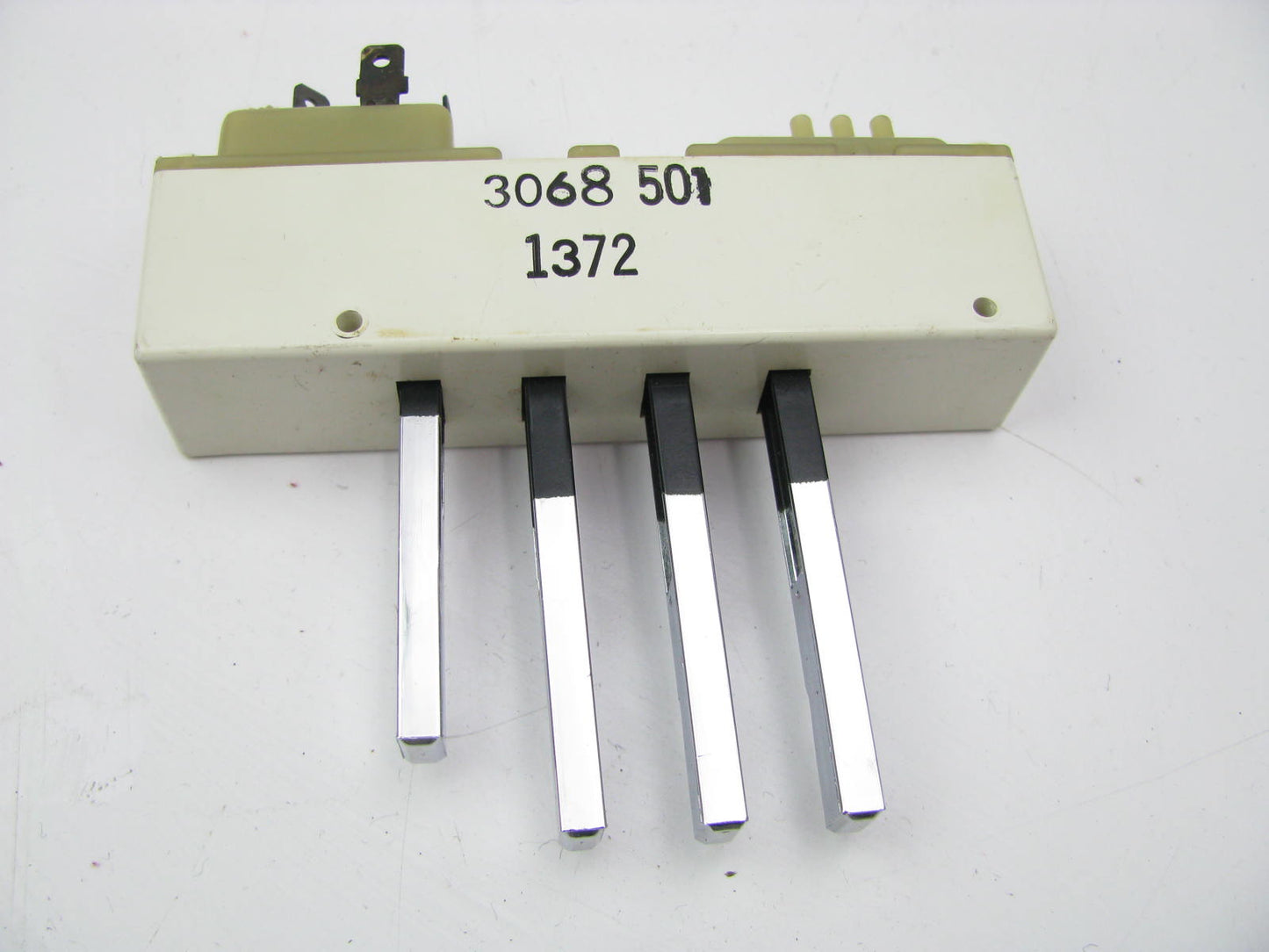 NEW - OUT OF BOX 3068501 Heater Control Switch For 1980-1989 Chrysler