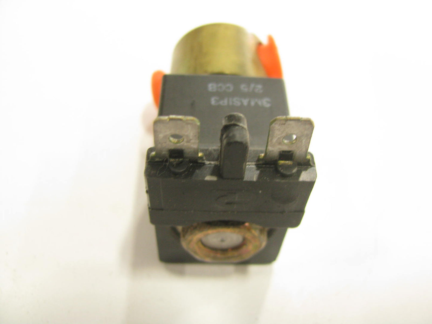 NEW OUT OF BOX Parker Skinner Solenoid Valve Volt 100/50 120/60 6 Watts PSI 300