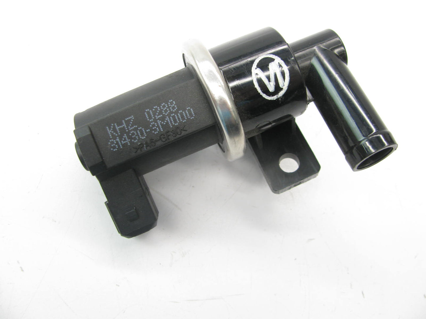 NEW OUT OF BOX - Vapor Canister Vent Solenoid Valve OEM For Hyundai 314303M000
