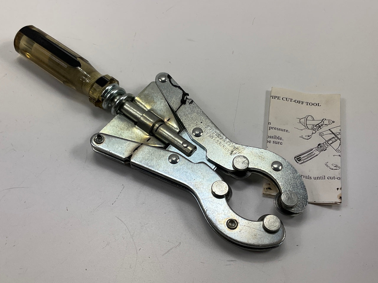 USED Tool #3 - Lisle 31500 Muffler Exhaust Cutter Tool 1-3/8''-2-1/2'' Pipe, USA