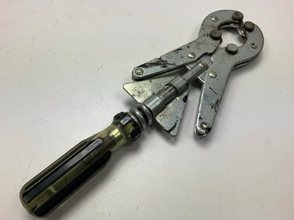 USED Tool #4 - Lisle 31500 Muffler Exhaust Cutter Tool 1-3/8''-2-1/2'' Pipe