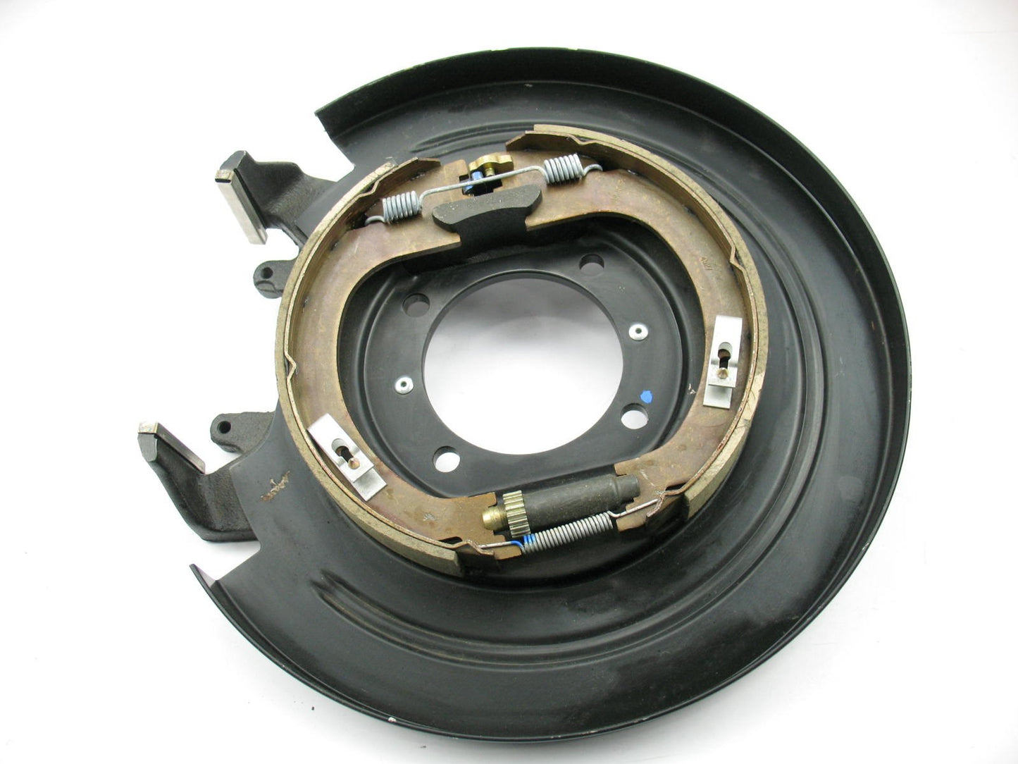 NEW UNBOXED 1997-98 Navigator R.H. Drum Brake Backing Plate Parking Brake Shoes