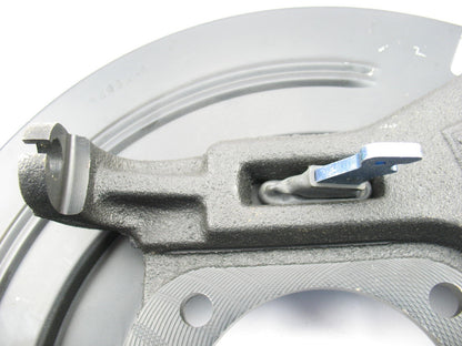 NEW UNBOXED 1997-98 Navigator R.H. Drum Brake Backing Plate Parking Brake Shoes