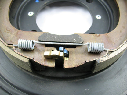 NEW UNBOXED 1997-98 Navigator R.H. Drum Brake Backing Plate Parking Brake Shoes