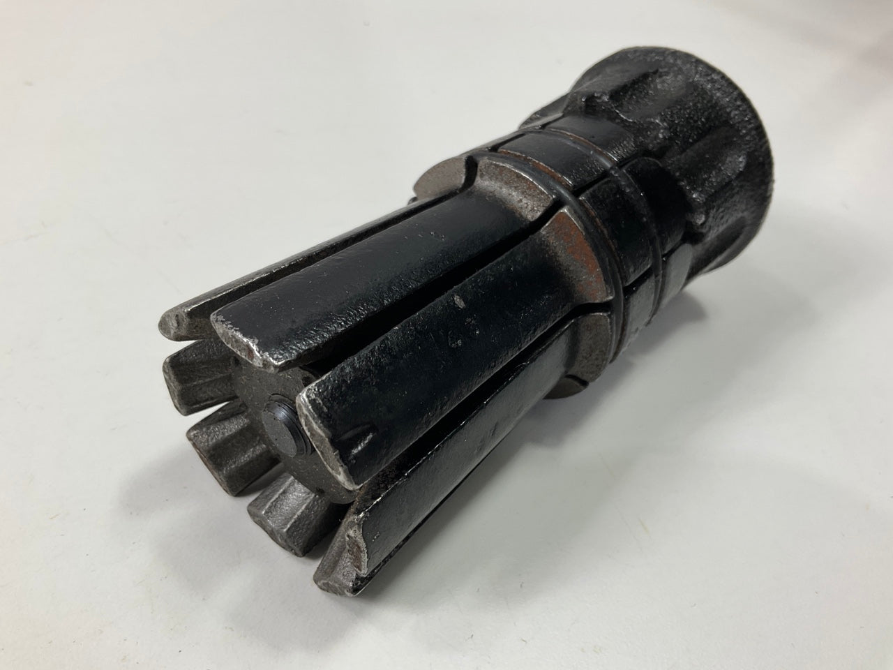 USED #3 - LISLE 32500 Exhaust Pipe Expander Tool - 1-5/8'' To 2-7/16''