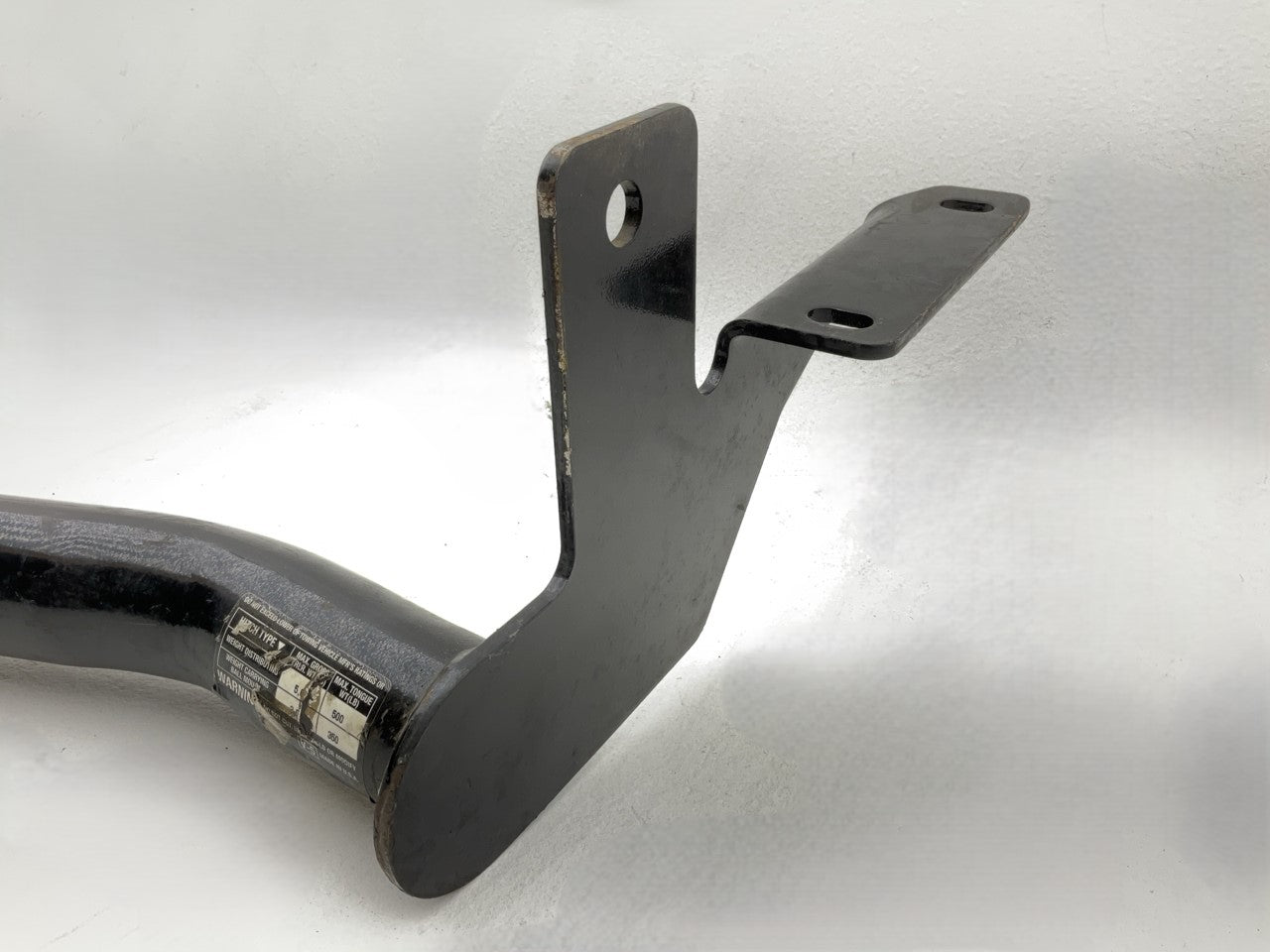 NO HARDWARE - 33041 Class III Trailer Hitch For 1998-02 Passport, 1998-04 Rodeo