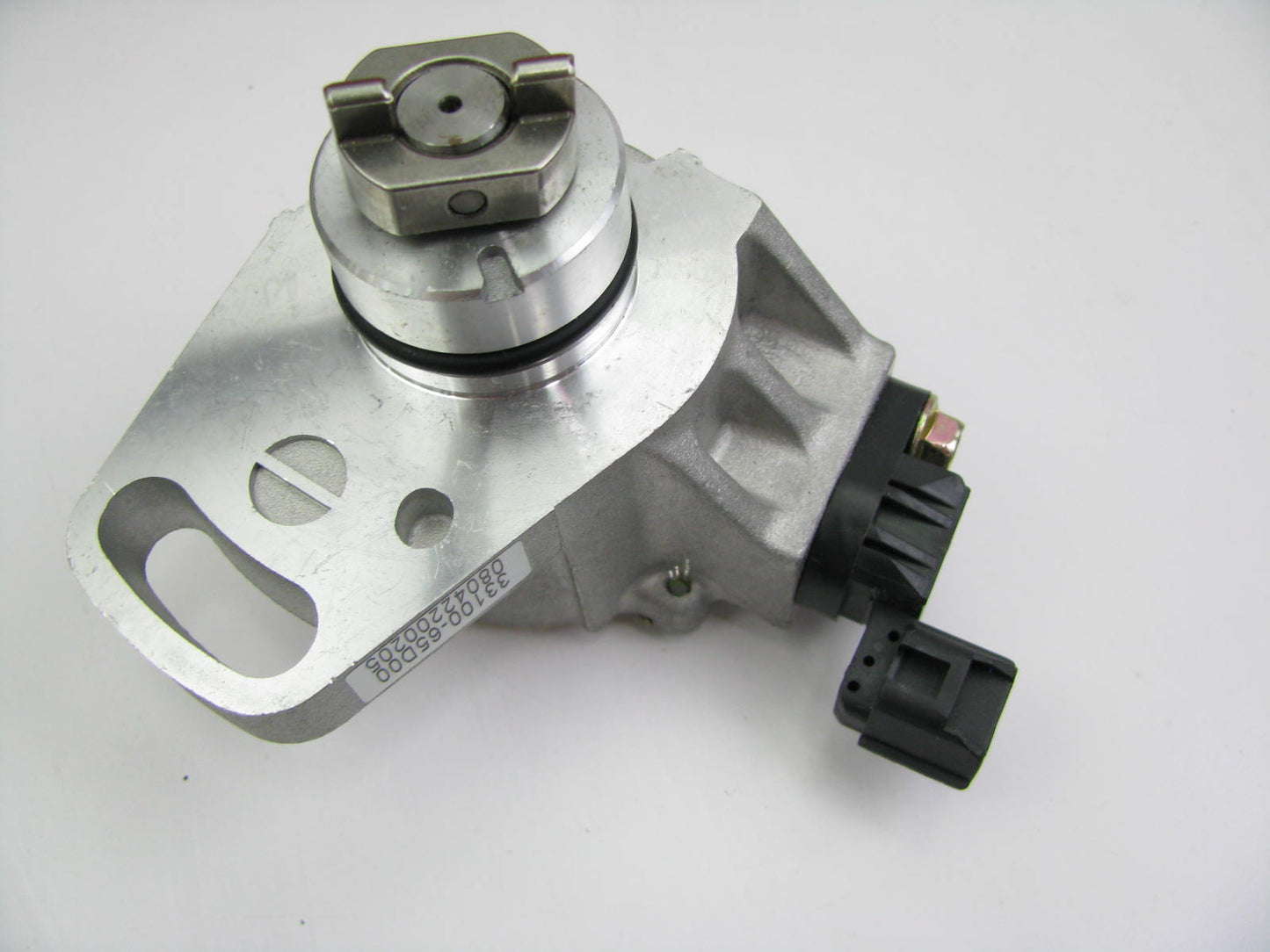 NEW OUT OF BOX 33100-65D00 Camshaft Position Sensor 99-03 Tracker & Vitara 2.0L