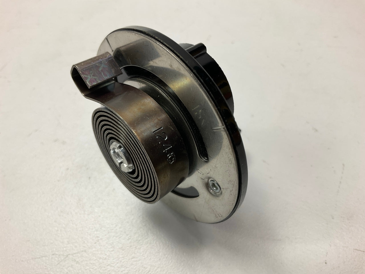 NEW UNBOXED  332 Carburetor Choke Thermostat TH332 / CV332