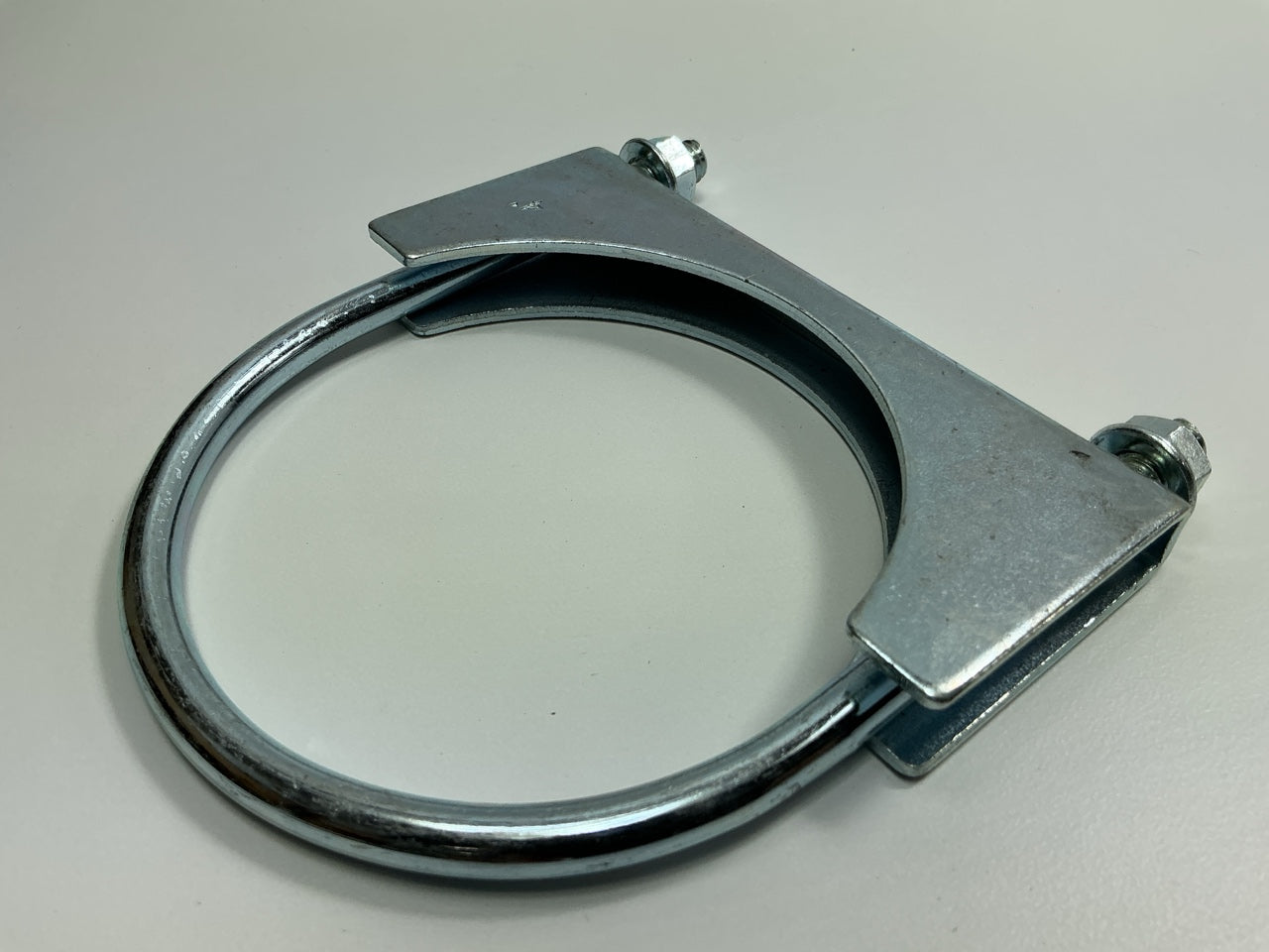 NEW 33304 Heavy Duty Exhaust Clamp 4'' Muffler Clamp