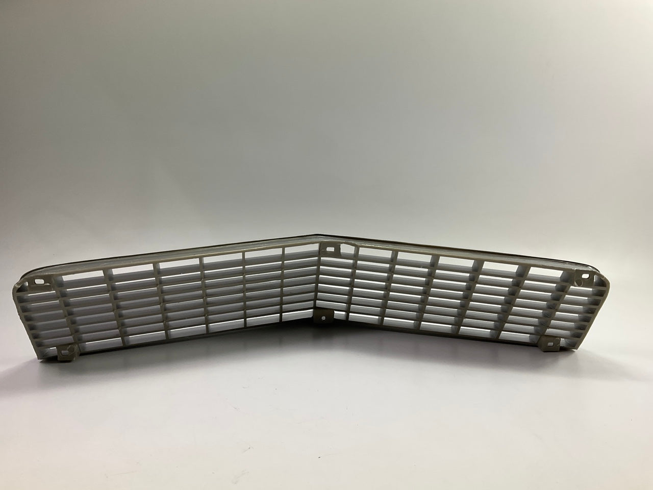 NEW -  AFTERMARKET - Front End Grille For 1974-1977 Chevy Camaro 347570