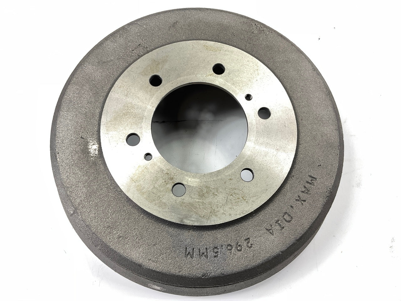 NEW - OUT OF BOX 35019 Rear Brake Drum