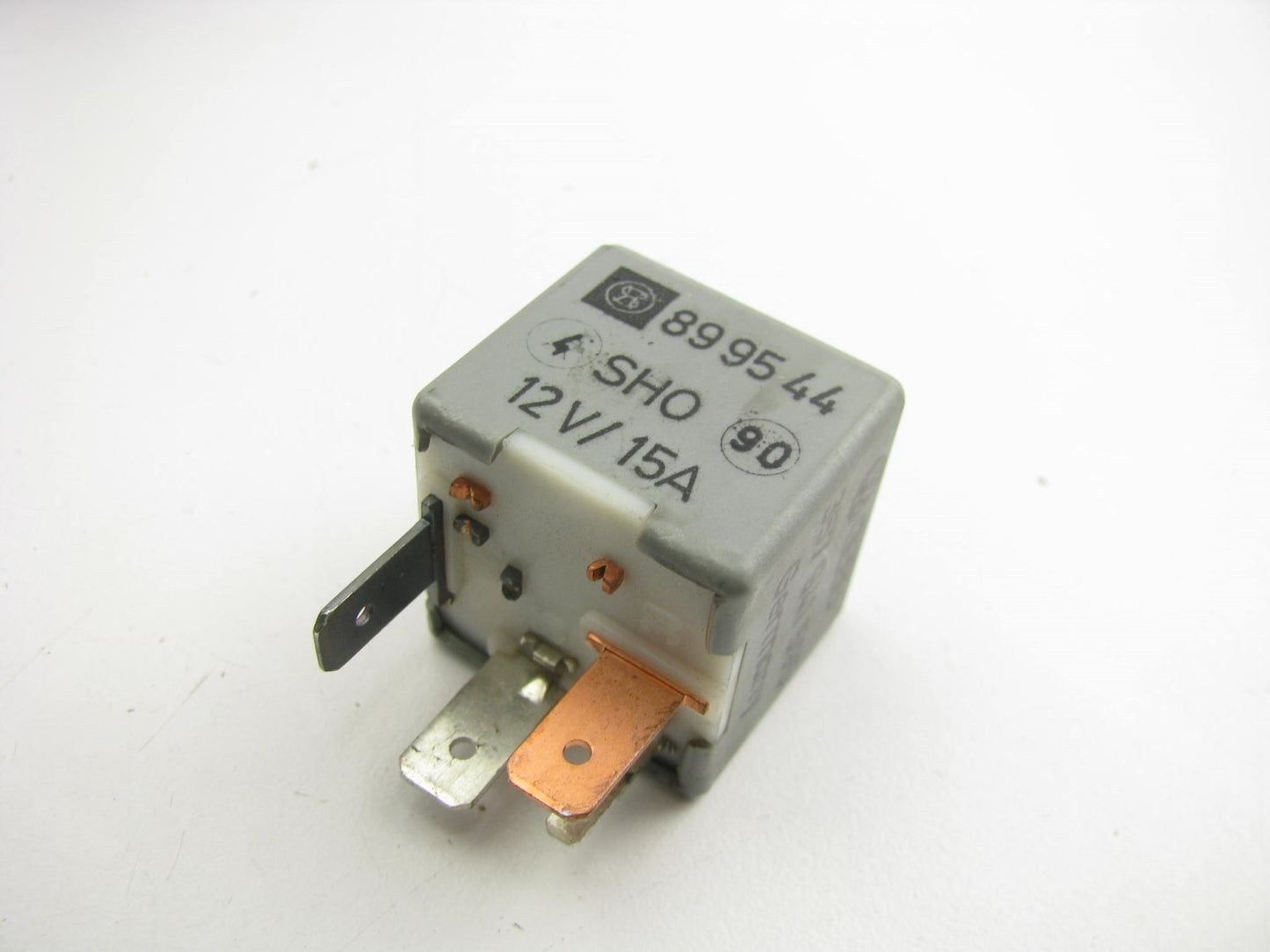 NEW - OUT OF BOX Fog Lamp Light Relay 12V 15A For Volkswagen 357941595