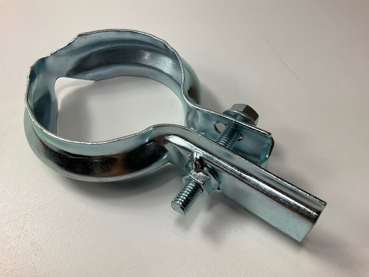 NEW - OUT OF BOX - WALKER 36542 Exhaust Clamp