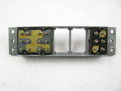 NEW - OUT OF BOX 3728031 Front Right Window & Lock Switch For 1987-1993 JEEP