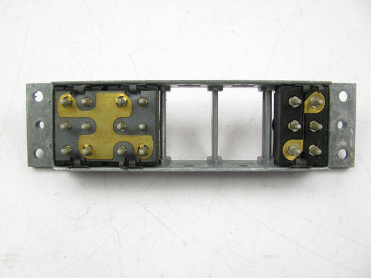 NEW - OUT OF BOX 3728031 Front Right Window & Lock Switch For 1987-1993 JEEP
